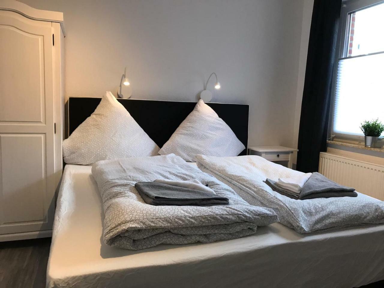 Kleine Moewe Aparthotel Neßmersiel Екстериор снимка